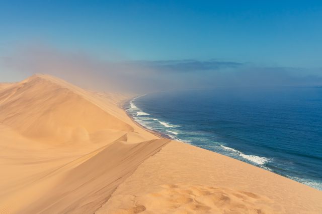Family-friendly dune drive at Sandwich Harbour